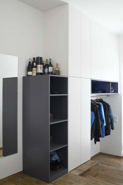 Garderobe Stufe