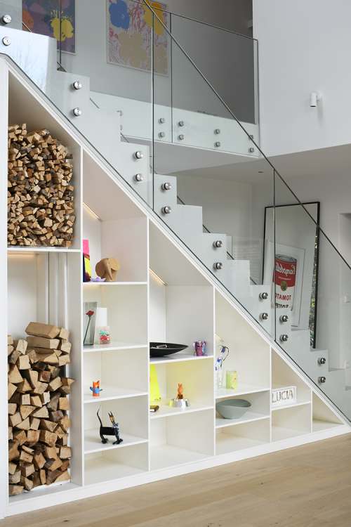 Regal unter Treppe mit LED Regal unter Treppe mit LED